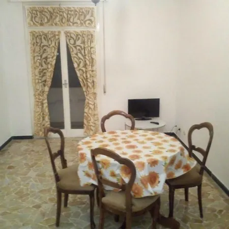 Apartamento Trilocale 200m Mare - Cozy Flat 200m From Sea Lavagna